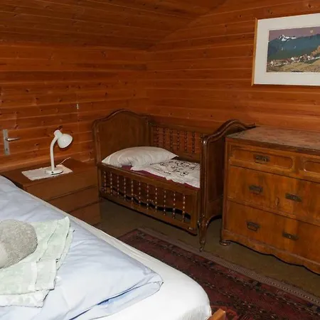 Ferienhaus Roth Fluehli * ハスリベルク